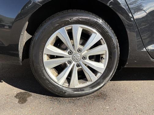 2017 Volkswagen Golf SportWagen TSI S