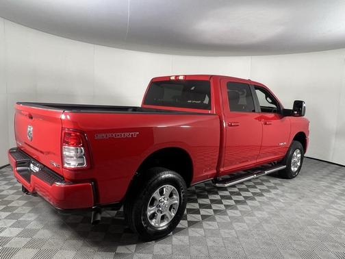 2024 RAM 2500 Big Horn Crew Cab 4x4 6'4' Box