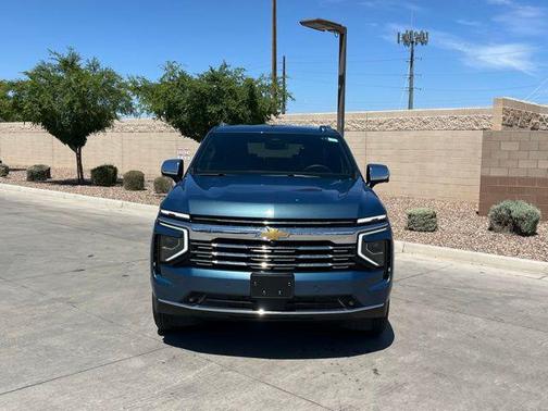 Lakeshore Blue Metallic 2025 Chevrolet Suburban Premier