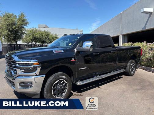 Diamond Black Crystal Pearlcoat 2025 RAM 2500 Laramie Crew Cab 4x4 8' Box