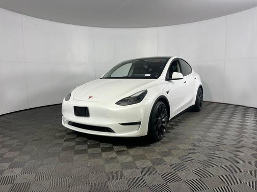 2024 Tesla Model Y Performance Dual Motor All-Wheel Drive