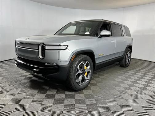2024 Rivian R1S Adventure Quad Motor Large Pack
