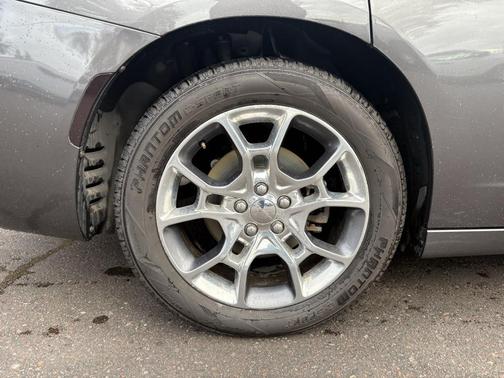 2017 Dodge Charger SXT