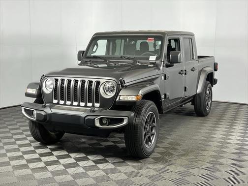 2023 Jeep Gladiator Overland