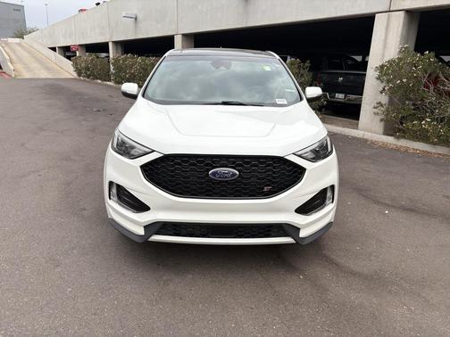 2020 Ford Edge ST