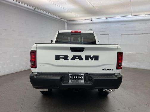 Bright White Clearcoat 2026 RAM 2500 Tradesman Crew Cab 4x4 6'4' Box