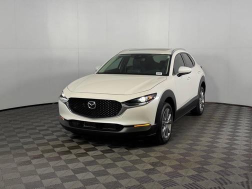 Snowflake White Pearl Mica 2022 Mazda CX-30 2.5 S Preferred Package
