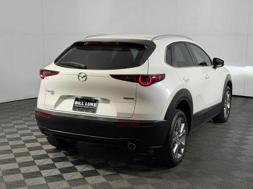 Snowflake White Pearl Mica 2022 Mazda CX-30 2.5 S Preferred Package