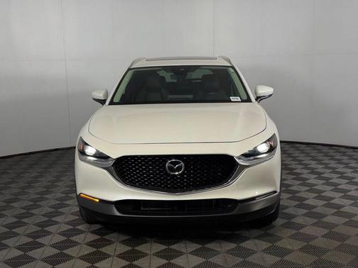 Snowflake White Pearl Mica 2022 Mazda CX-30 2.5 S Preferred Package
