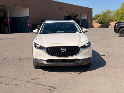 Snowflake White Pearl Mica 2022 Mazda CX-30 2.5 S Preferred Package