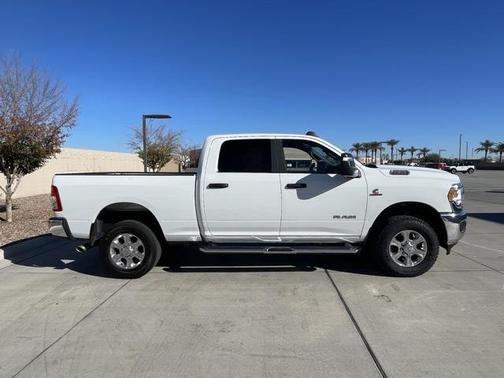 2024 RAM 2500 Big Horn Crew Cab 4x4 6'4' Box