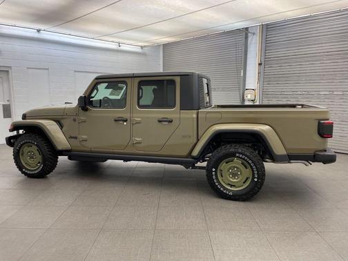 2026 Jeep Gladiator Willys 41 4x4