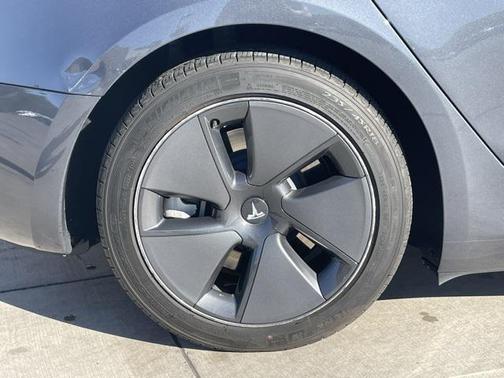 2023 Tesla Model 3 Standard Range