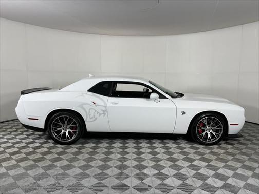 2022 Dodge Challenger SRT Hellcat