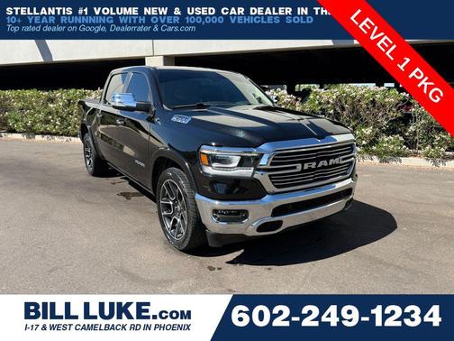 Diamond Black Crystal Pearlcoat 2019 RAM 1500 Laramie