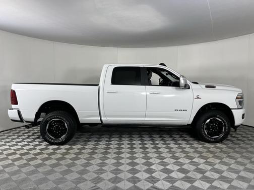2025 RAM 2500 Laramie Crew Cab 4x4 6'4' Box
