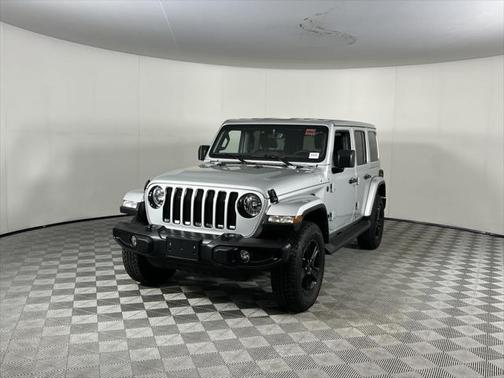 2023 Jeep Wrangler 4-Door Sahara Altitude 4x4