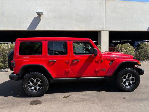 Firecracker Red Clearcoat 2022 Jeep Wrangler Unlimited Rubicon
