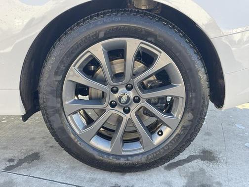 2024 Land Rover Range Rover Sport SE