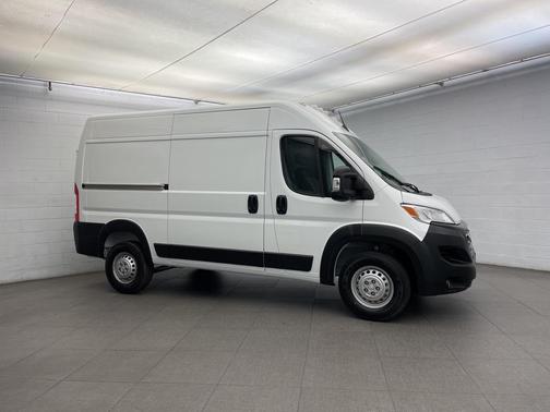 2026 RAM ProMaster 1500 Base