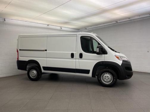 2026 RAM ProMaster 1500 Low Roof