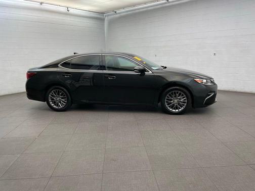 Caviar 2018 Lexus ES 350 Base