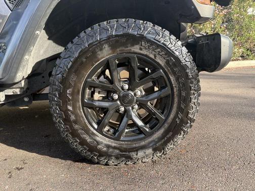 2022 Jeep Gladiator Sport S