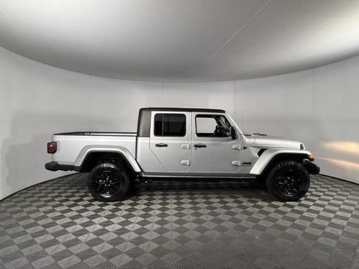 2023 Jeep Gladiator Sport S