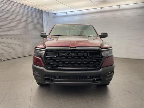 2026 RAM 1500 Warlock Crew Cab 4x4 5'7' Box