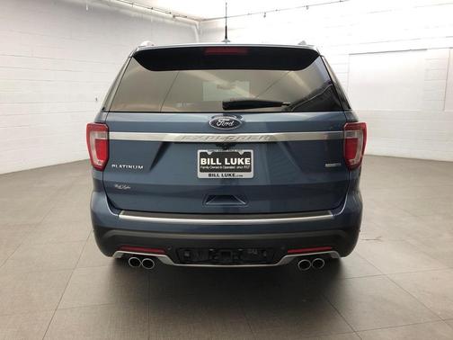 Photo 5 of 56 of 2018 Ford Explorer Platinum
