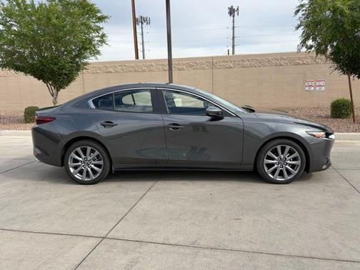 Machine Gray Metallic 2025 Mazda Mazda3 FWD w/Preferred Package