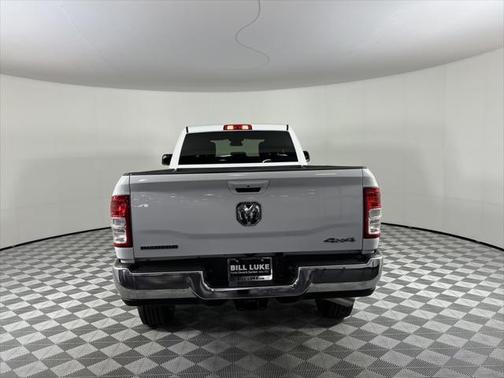 2021 RAM 2500 Big Horn Crew Cab 4x4 8' Box