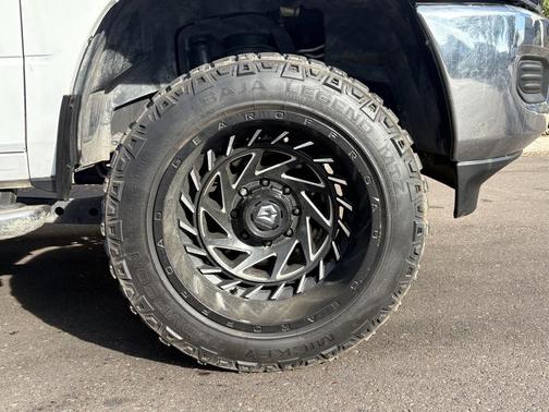 2021 RAM 2500 Big Horn Crew Cab 4x4 8' Box