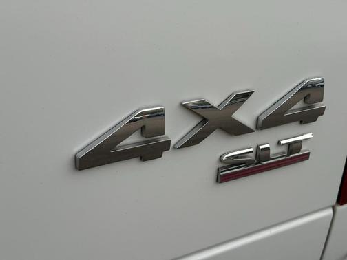 2006 Dodge Ram 2500 SLT/TRX