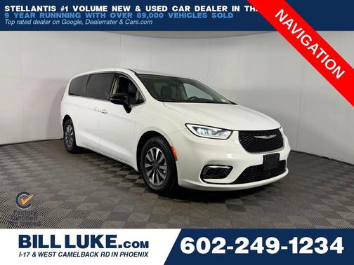 2024 Chrysler Pacifica Hybrid Select