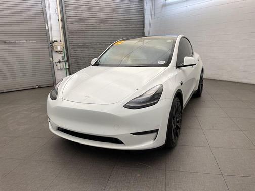 2022 Tesla Model Y Performance Dual Motor All-Wheel Drive