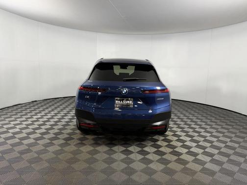2022 BMW iX xDrive50