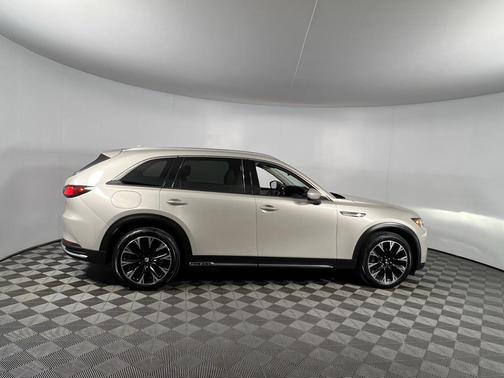 2024 Mazda CX-90 PHEV Premium