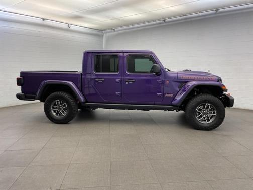 2026 Jeep Gladiator Mojave X