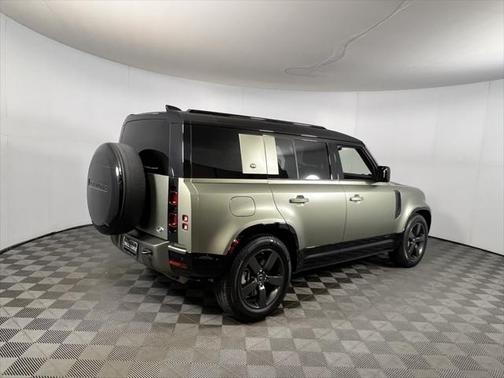 2021 Land Rover Defender 110 X-Dynamic HSE