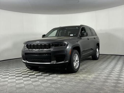 2022 Jeep Grand Cherokee L Laredo