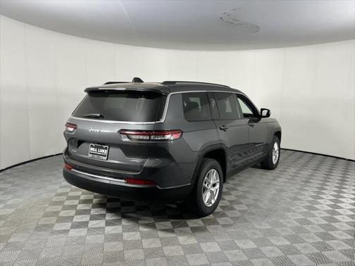 2022 Jeep Grand Cherokee L Laredo