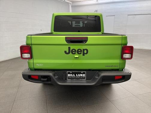 2025 Jeep Gladiator High Tide