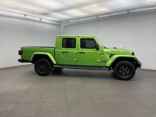 2025 Jeep Gladiator High Tide