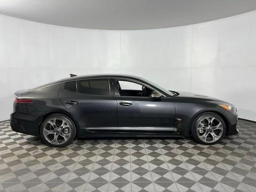 2021 Kia Stinger GT-Line