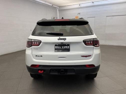 2026 Jeep Compass Trailhawk