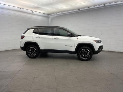 2026 Jeep Compass Trailhawk