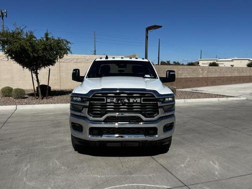 2025 RAM 2500 Big Horn Crew Cab 4x4 6'4' Box
