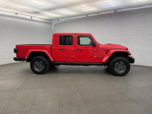 2025 Jeep Gladiator Mojave X