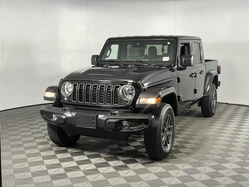 2025 Jeep Gladiator Sport S